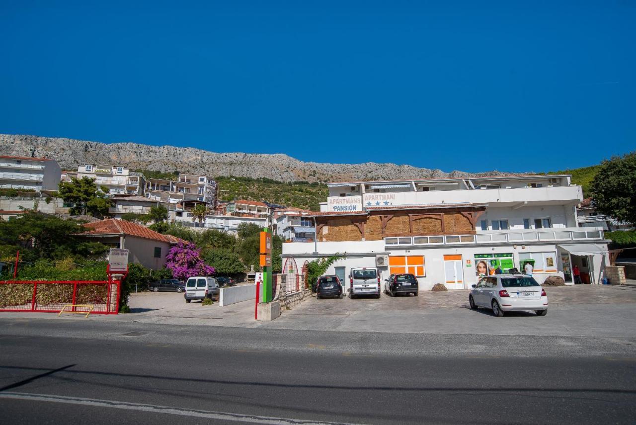 Apartments By The Sea Sumpetar, Omis - 2808 ภายนอก รูปภาพ