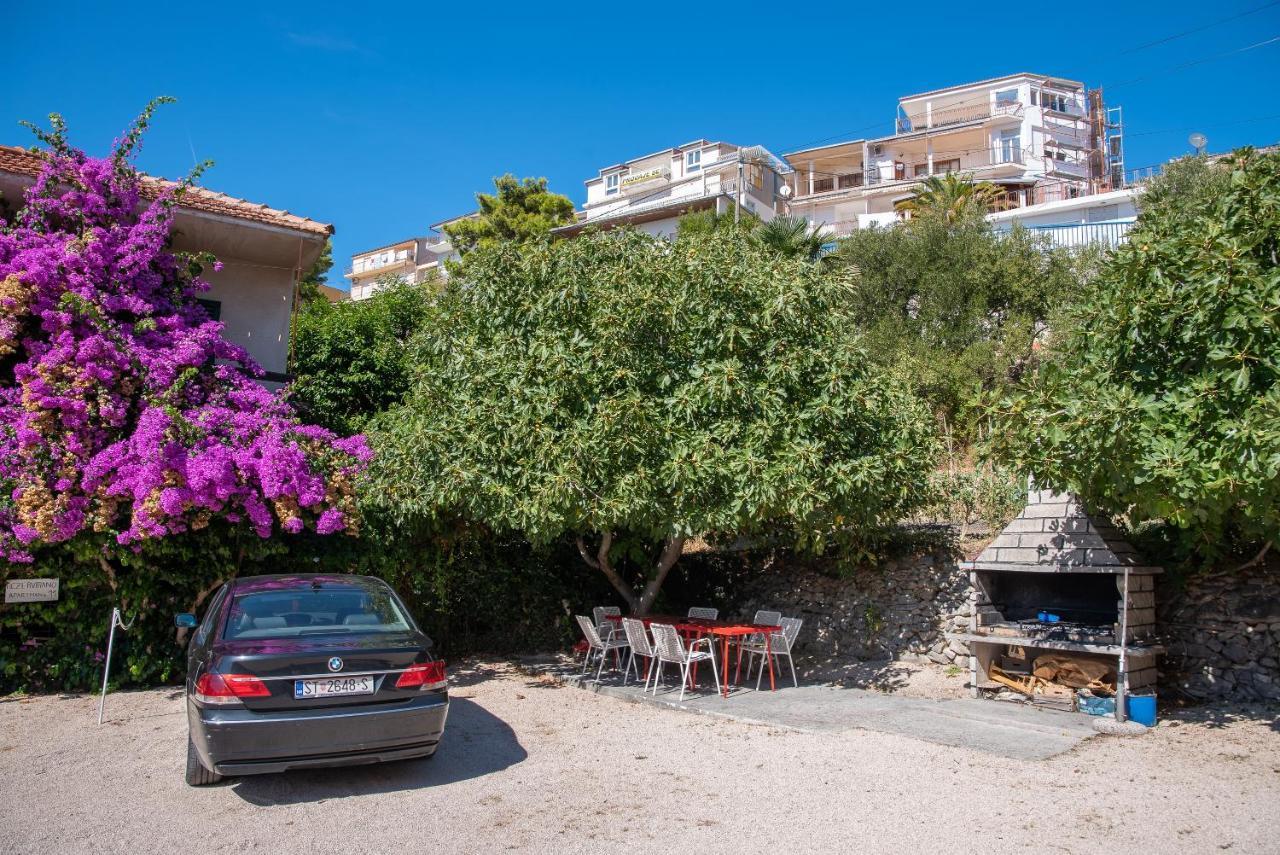 Apartments By The Sea Sumpetar, Omis - 2808 ภายนอก รูปภาพ