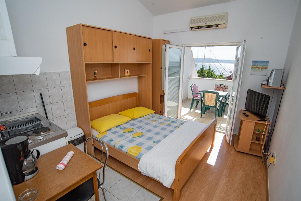 Apartments By The Sea Sumpetar, Omis - 2808 ภายนอก รูปภาพ