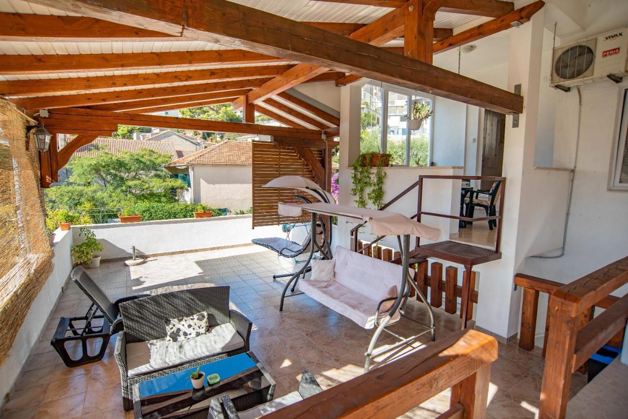 Apartments By The Sea Sumpetar, Omis - 2808 ภายนอก รูปภาพ