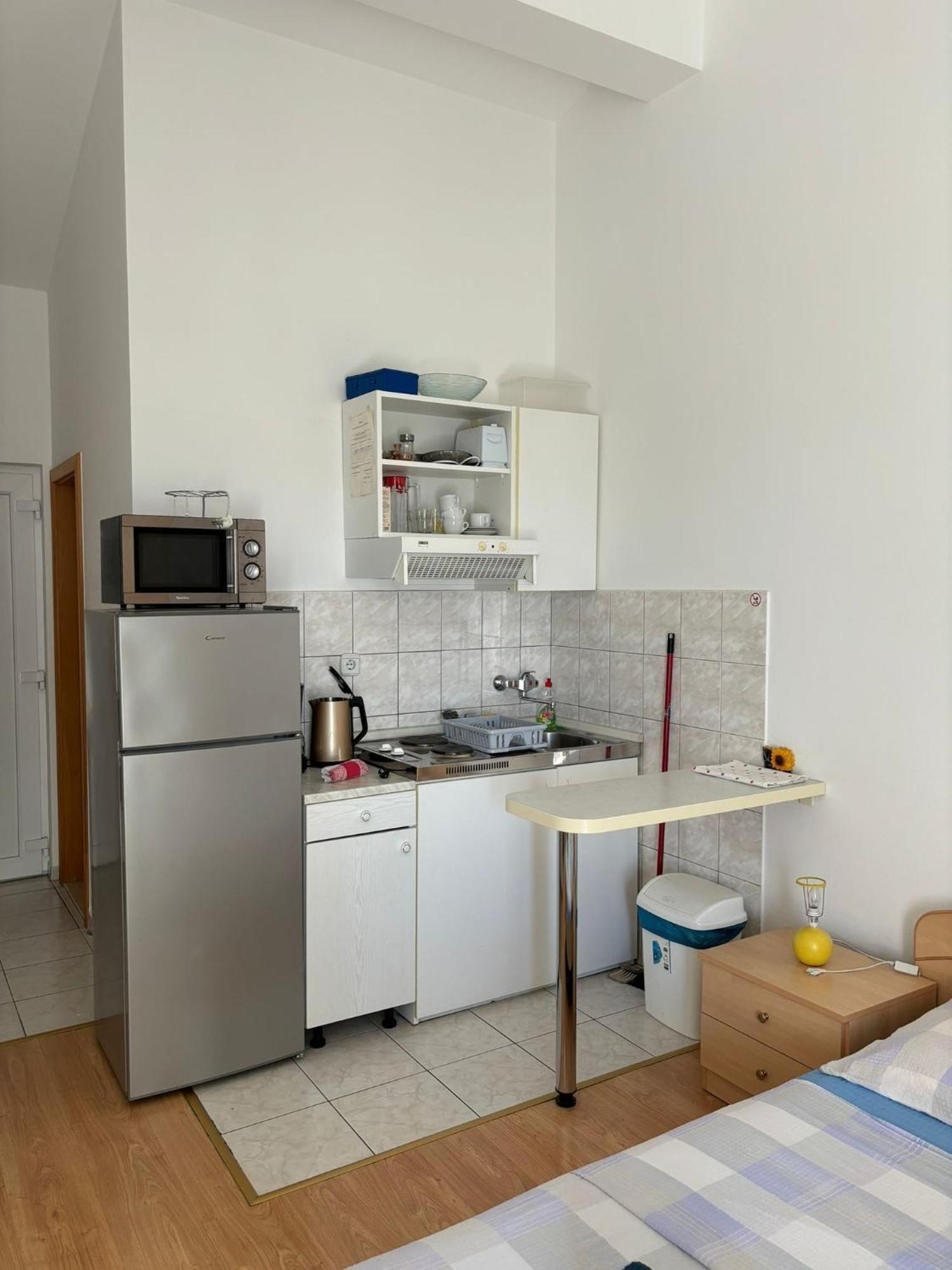 Apartments By The Sea Sumpetar, Omis - 2808 ภายนอก รูปภาพ