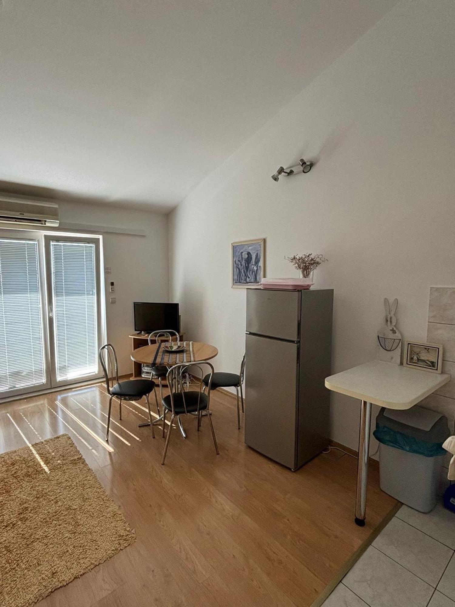 Apartments By The Sea Sumpetar, Omis - 2808 ภายนอก รูปภาพ